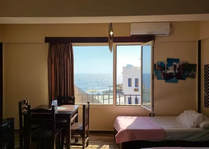 Ghazala Bay دهب